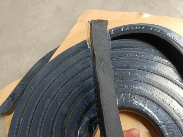 Inward-Bentonite-Rubber-Waterstop-20x25x5meters-6rolls_box-3-scaled-1