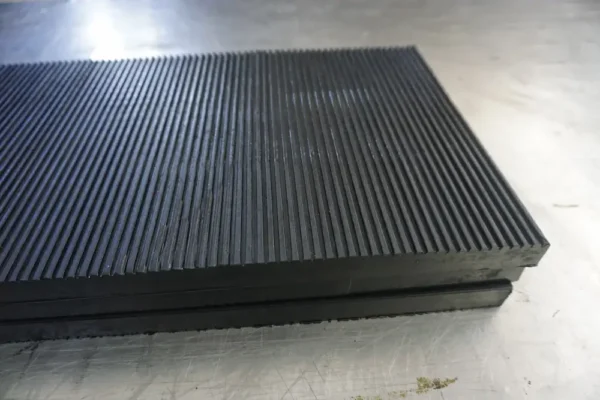 ANTI VIBRATION PAD